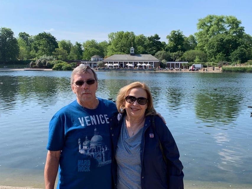Monuments & Back Streets Guided Tour in Black Taxi Gallery Image 4