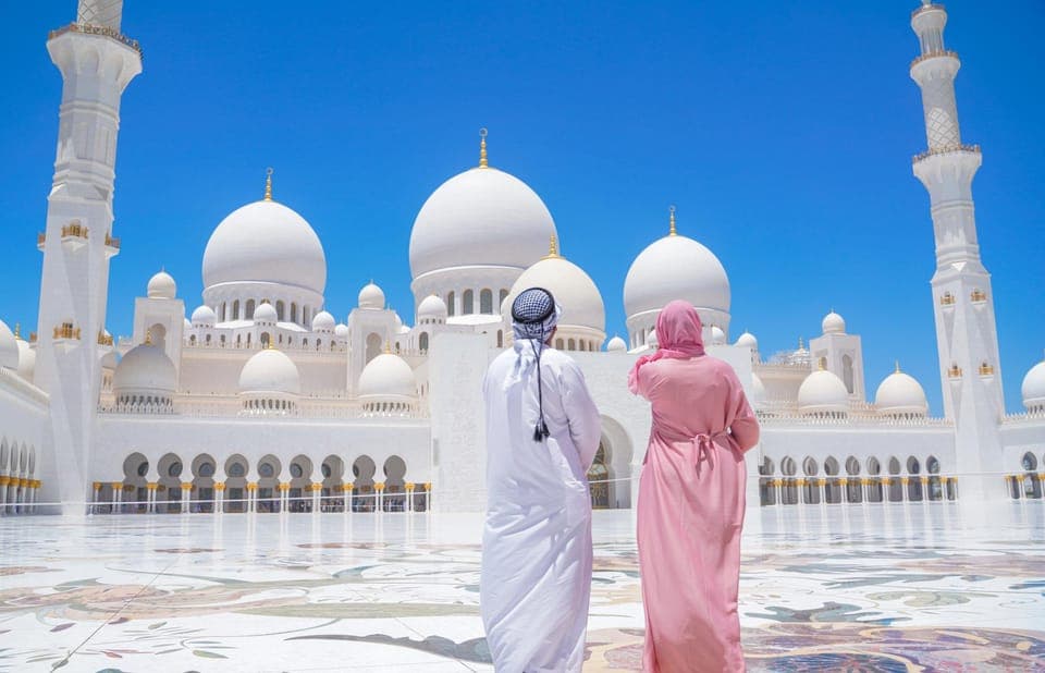 From Dubai: Abu Dhabi Premium Full-Day Sightseeing Tour - Image NaN