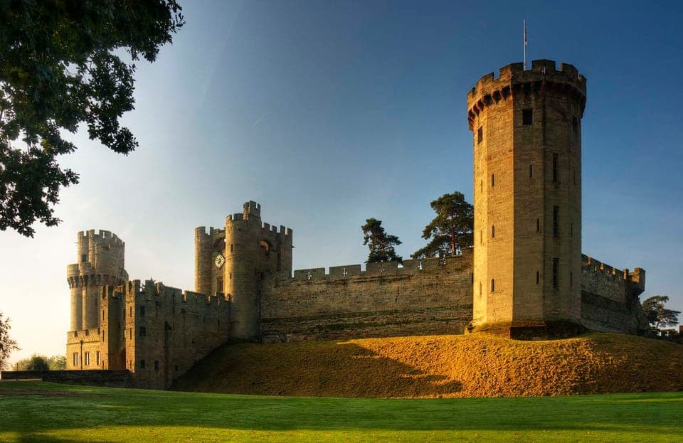 From London: Warwick Castle Day Trip by Rail Gallery Image 3