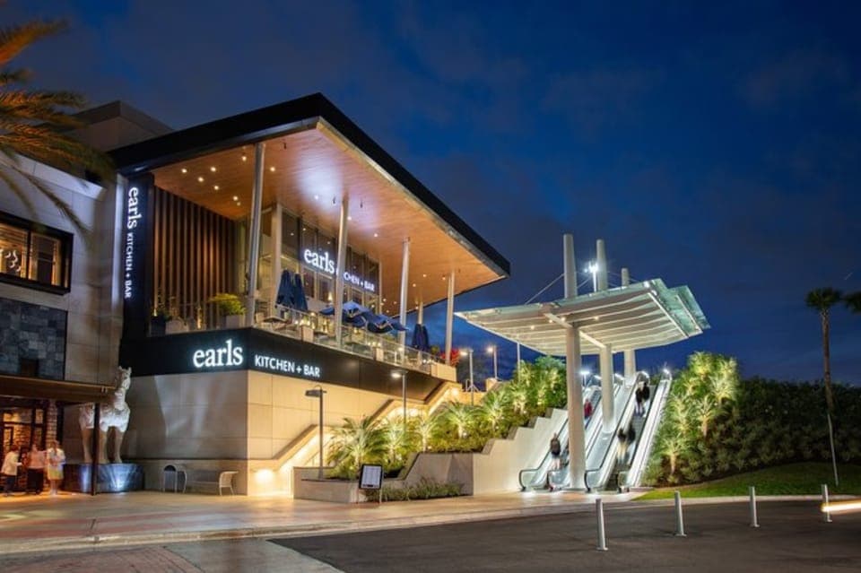 Personal Stylist Experience at The Mall at Millenia Gallery Image 3