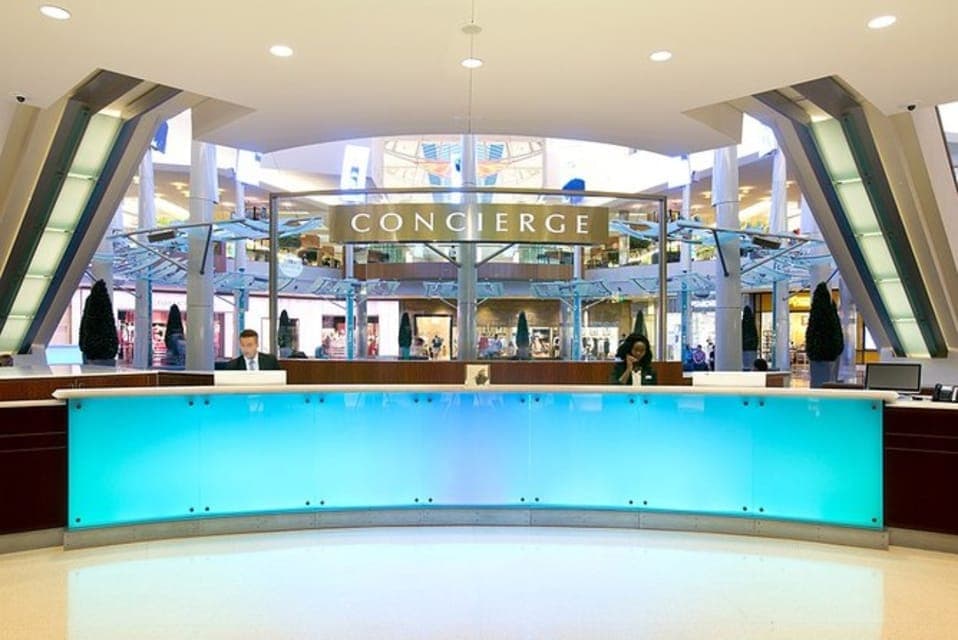 Personal Stylist Experience at The Mall at Millenia Gallery Image 4