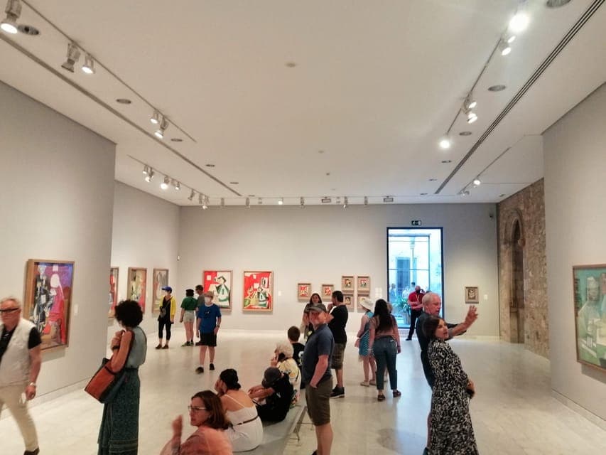 Picasso Museum and Walking Tour Plus Wine Tasting Upgrade Gallery Image 3