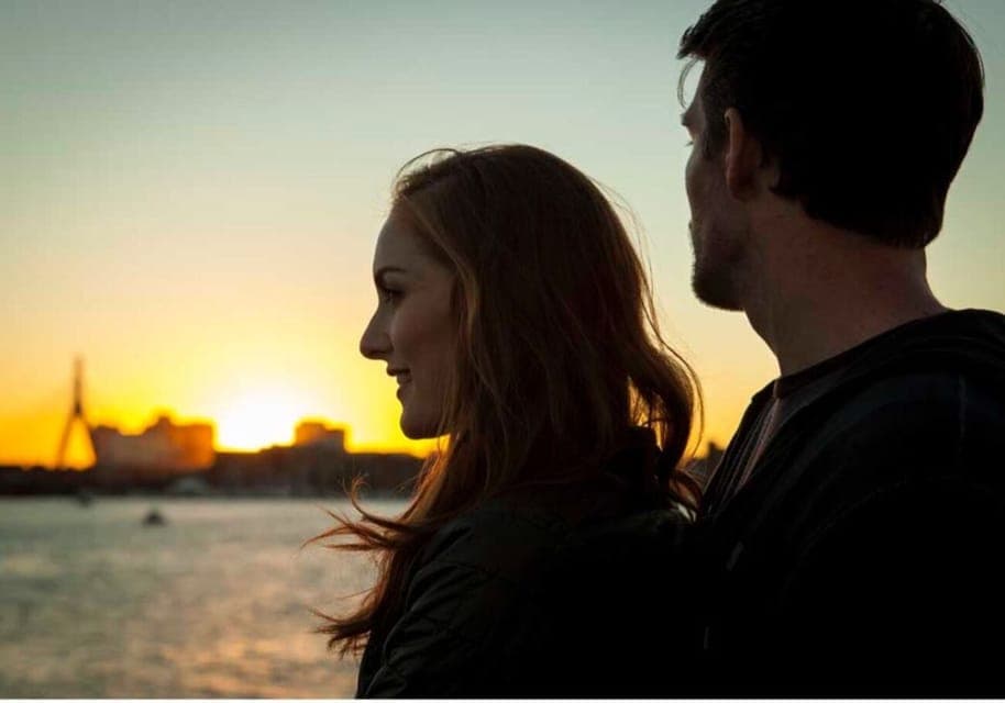 Sunset Cruise with Celebrity Homes & Open Bar Gallery Image 4