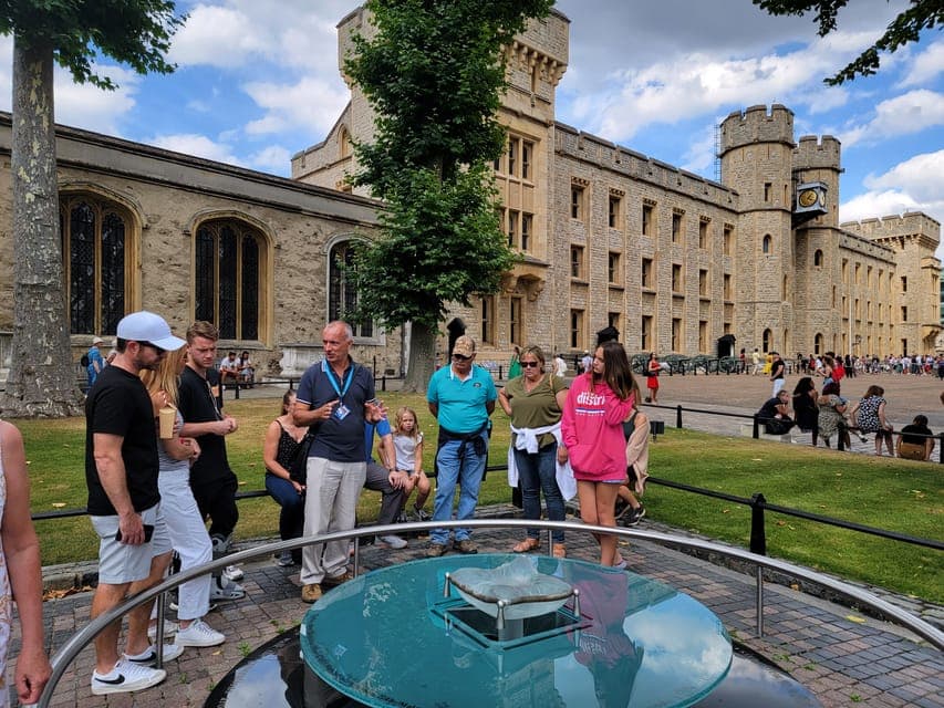 Tower of London Tour with Crown Jewels & Beefeaters Gallery Image 3