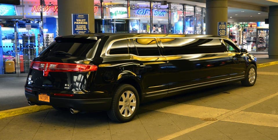 16. New York Airports Luxury Arrival or Departure Transfers - Image 16