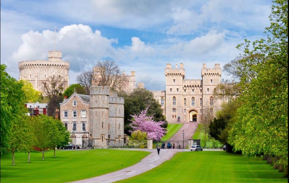 Southampton: Transport to London with 3 Sightseeing Stops Gallery Image 4