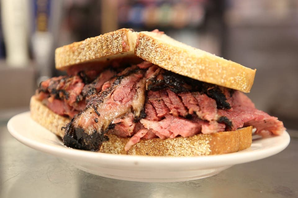 Lower East Side Devour Food & History Walking Tour - Image NaN