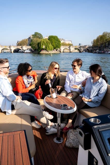 Private Small Boat Cruise with Rosé and Macarons Gallery Image 1