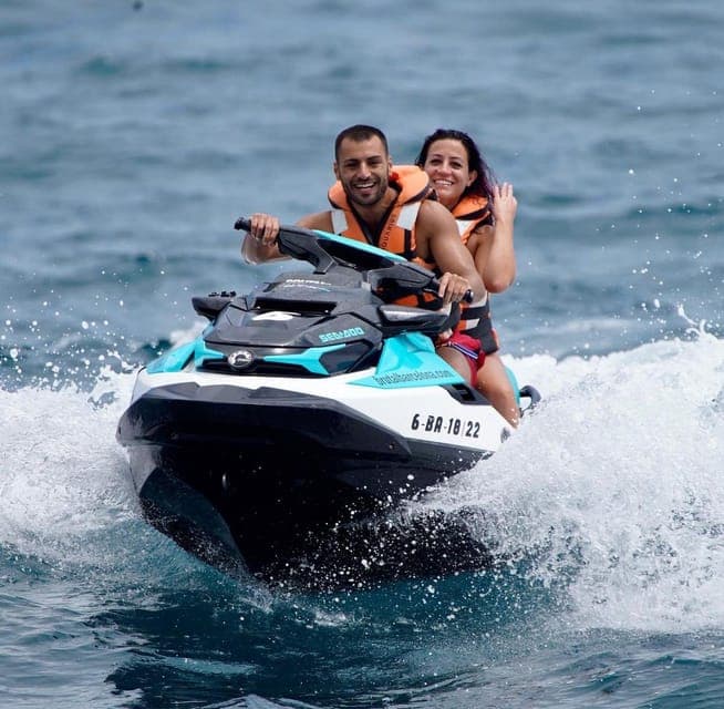 Rent a Jetski and speed through the ocean Gallery Image 3