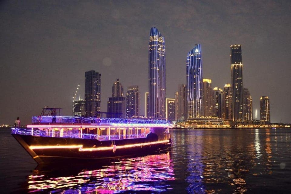 25. Dubai Dhow Cruise Dinner Marina - Image 25