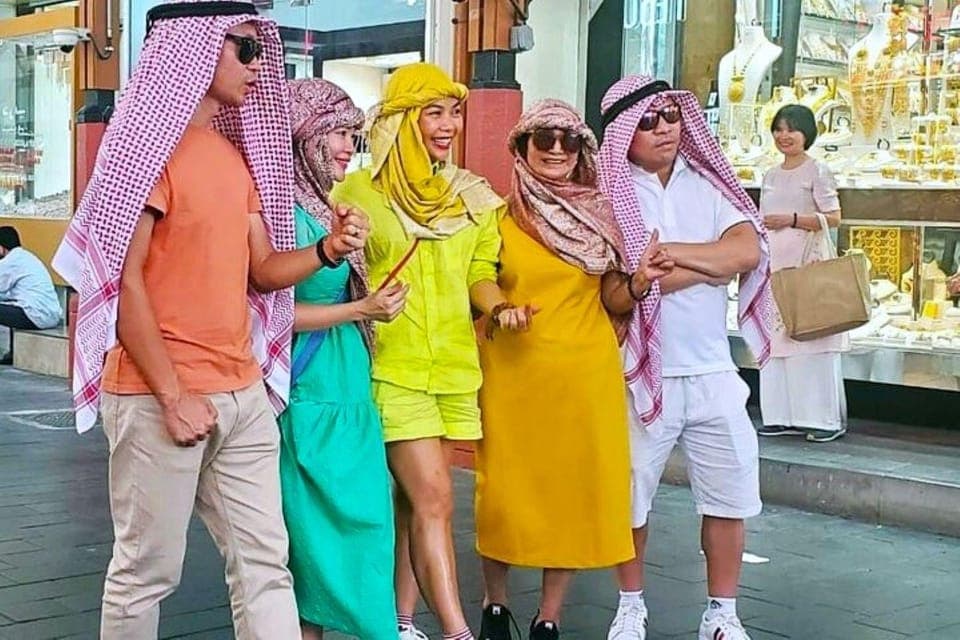 12. Private Tour of Creek, Souks, Frame, and Burj Khalifa - Image 12