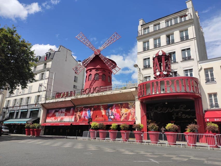 Montmartre Walking Tour with a Local Guide Gallery Image 2