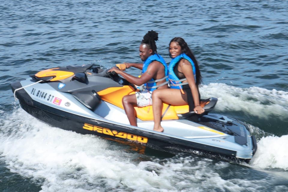 Miami Beach: Boat Ride and Jet Ski Rental Gallery Image 1