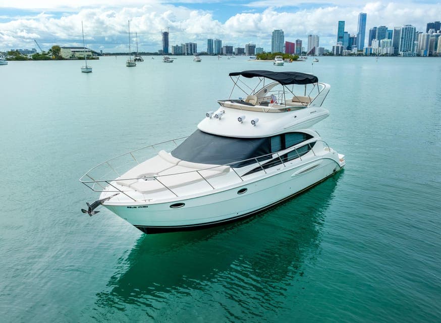 Yacht Cruise Around miami bay for 2 hours. - Image NaN