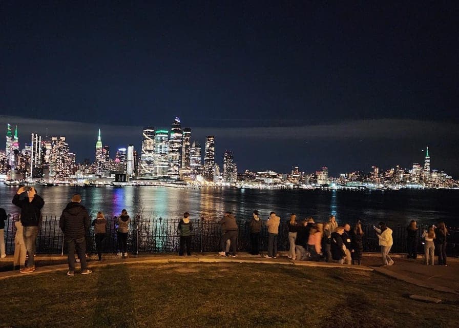 New York Night Views - A panoramic hop-on-hop-off tour Gallery Image 1