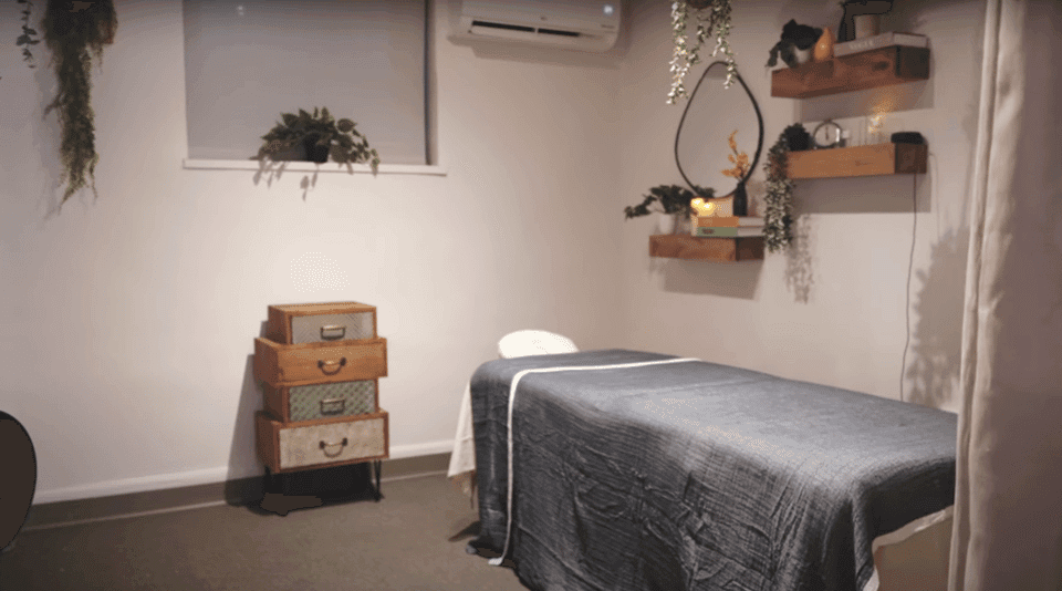 Reflexology Foot Massage NYC - 45 mins Gallery Image 3