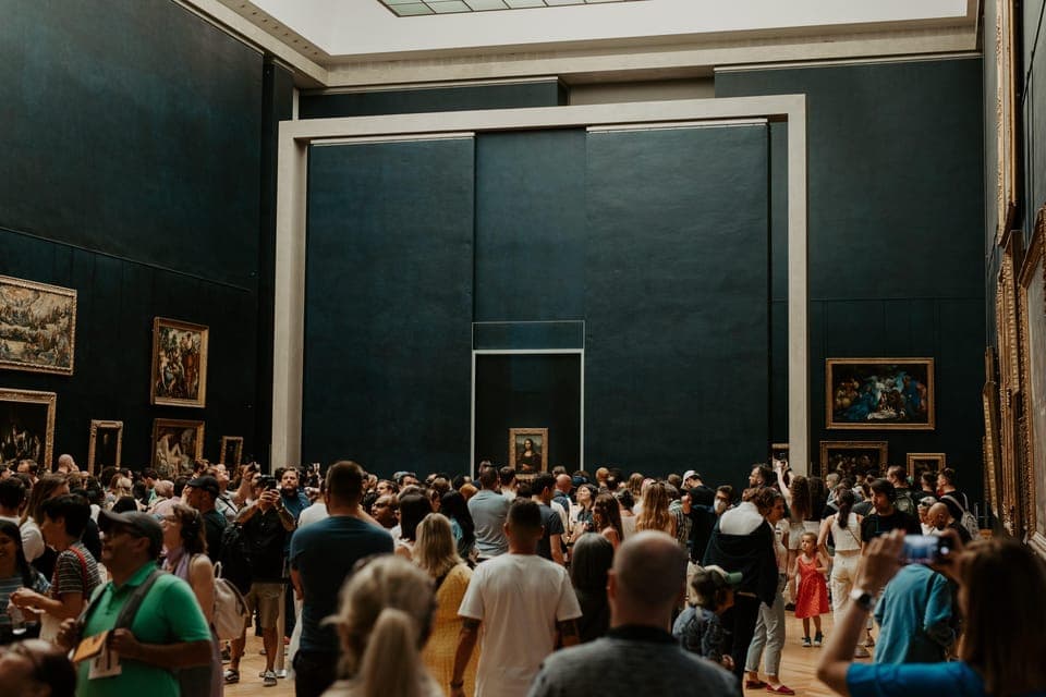 10. Louvre Museum Ticket & Mona Lisa Digital Audio Guide - Image 10