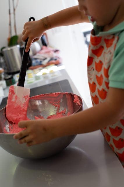 27. Kids in the Kitchen - Macaron - Image 27