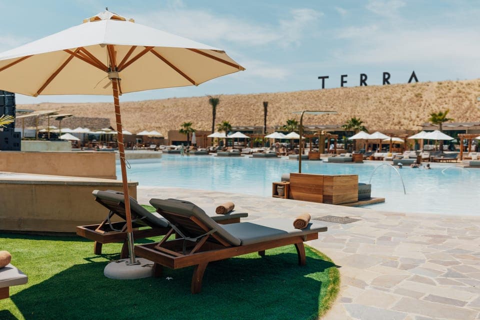 Terra Solis: Unwind and Re-Energize by the Pool Gallery Image 4