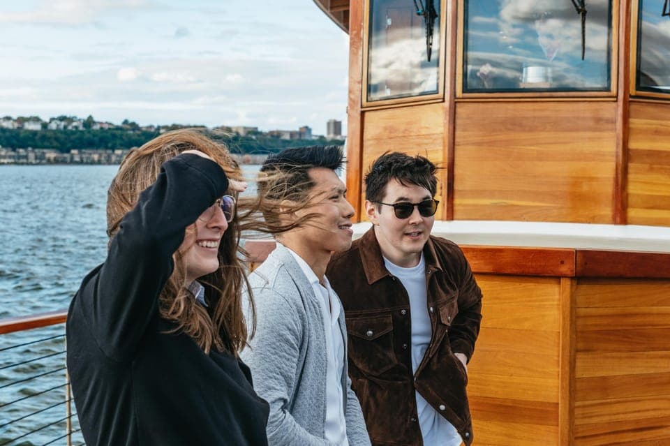 Around Manhattan Official NYC Architecture Cruise Gallery Image 4