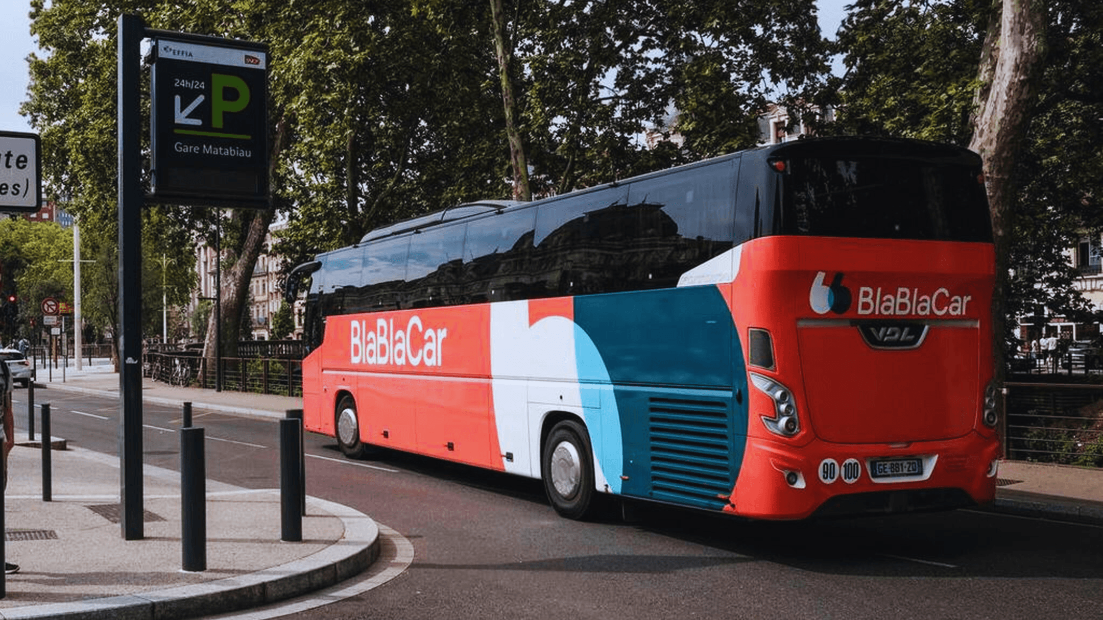BlaBlaCar Bus background